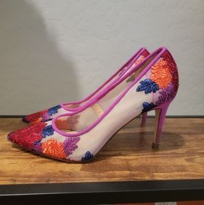 Pre-loved Jessica Simpson Floral Mesh Heels